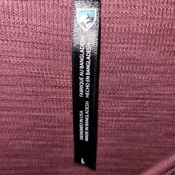 *Maroon Blouse - Picture 3 of 3